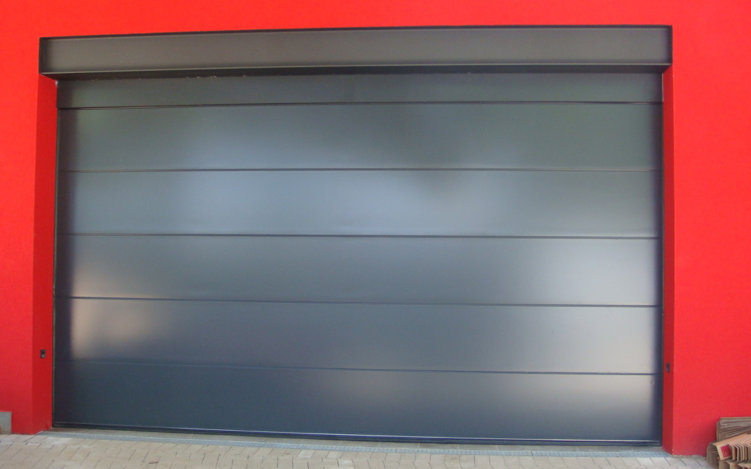 Sezionale tinta Ral 7016 Olgiate Comasco CO