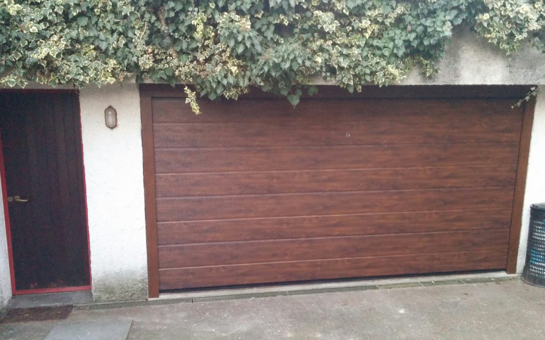 SEZIONALE FINTO LEGNO CIRIMIDO